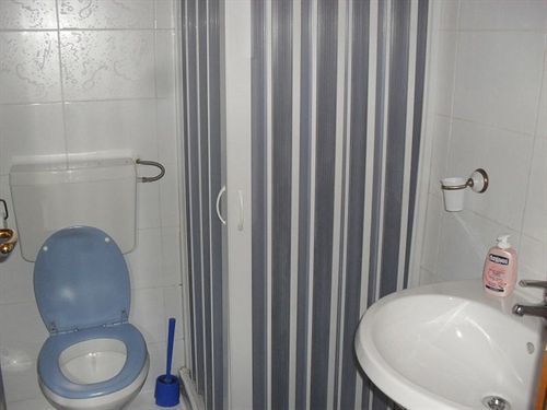 Room Elia Неаполь Экстерьер фото